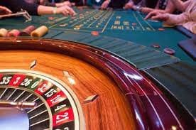 Trò chơi slots dễ chơi, nhiều chủ đề hấp dẫn